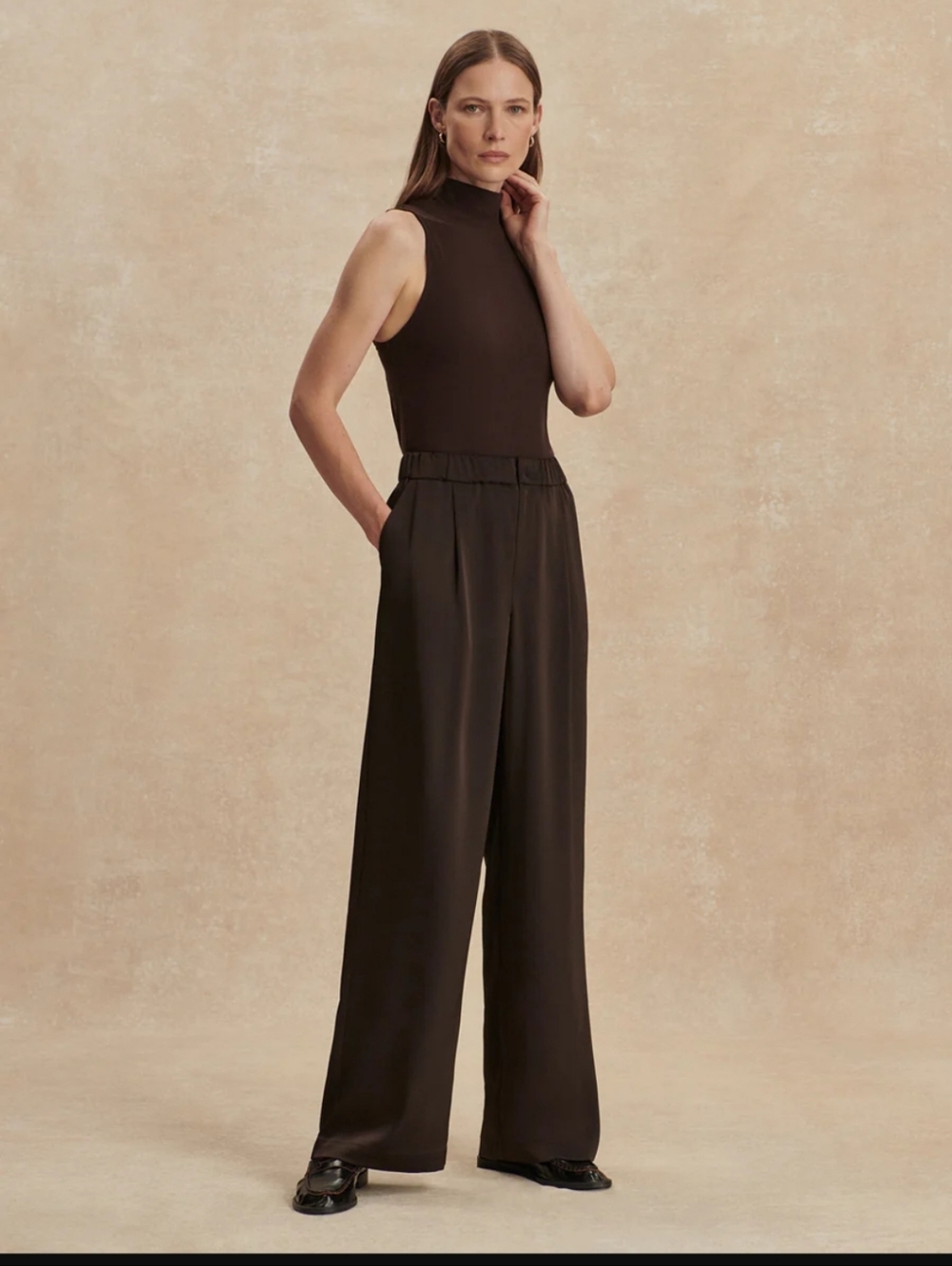 Varley Bryden 2.0 Wide Leg Pant 29.5 Semi Gloss Satin Brown Size Medium
